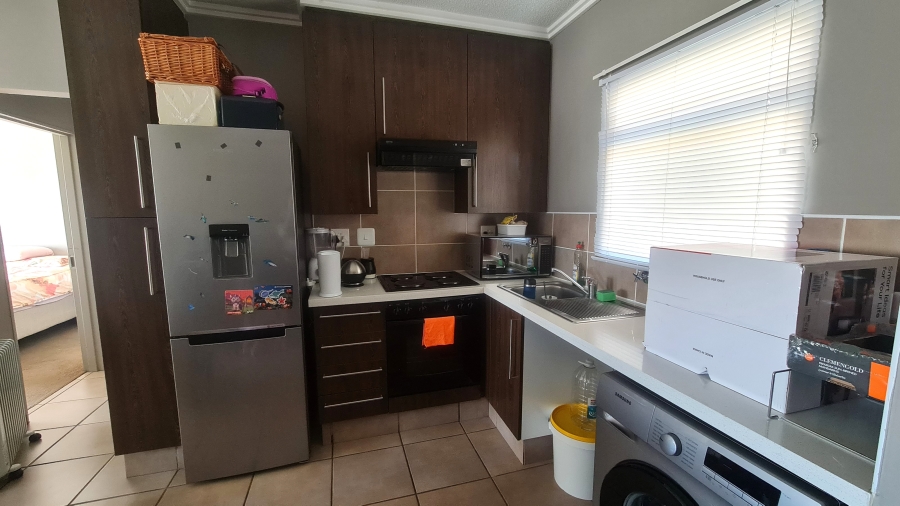 1 Bedroom Property for Sale in Lonehill Gauteng