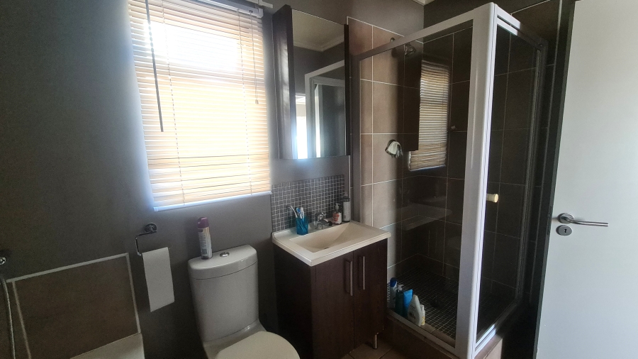 1 Bedroom Property for Sale in Lonehill Gauteng