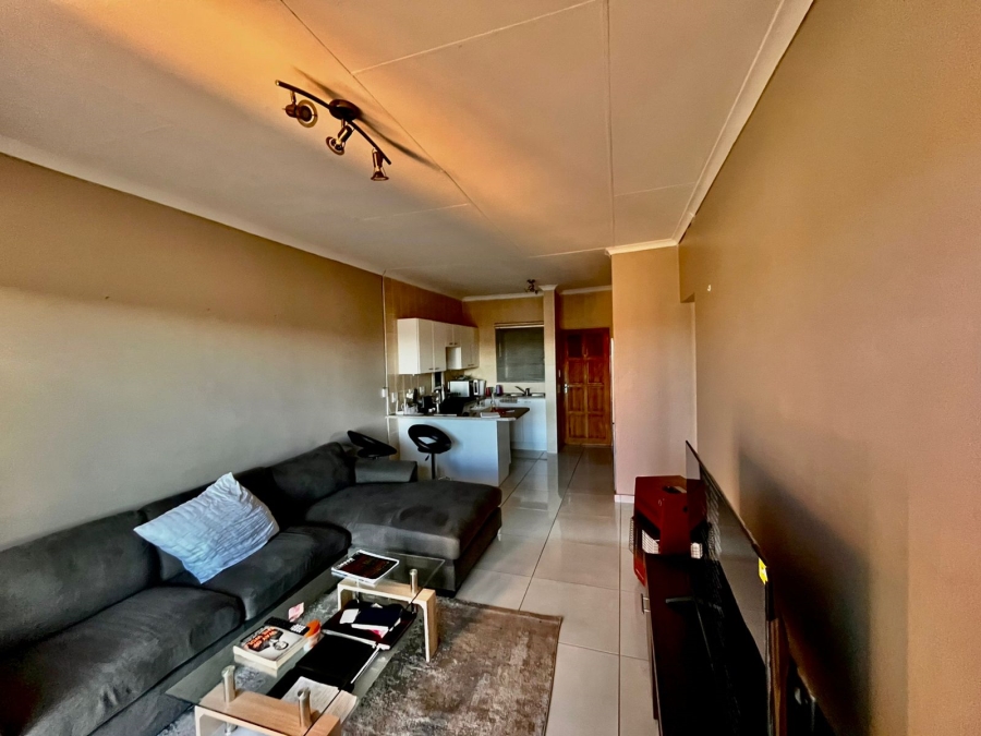 To Let 2 Bedroom Property for Rent in Noordheuwel Gauteng