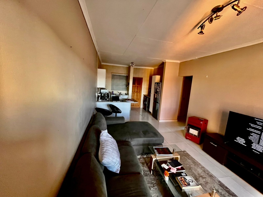 To Let 2 Bedroom Property for Rent in Noordheuwel Gauteng
