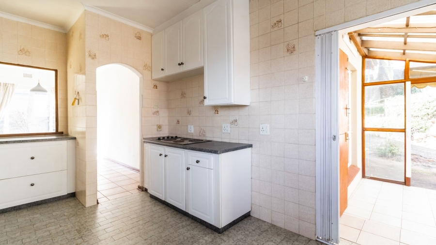 3 Bedroom Property for Sale in Linmeyer Gauteng