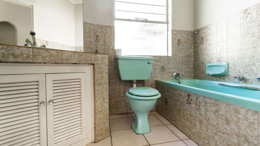 3 Bedroom Property for Sale in Linmeyer Gauteng