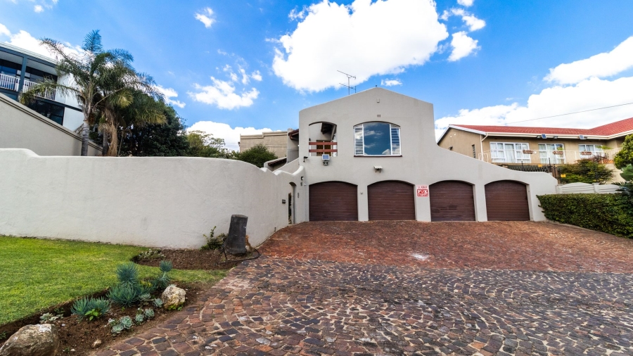 3 Bedroom Property for Sale in Linmeyer Gauteng