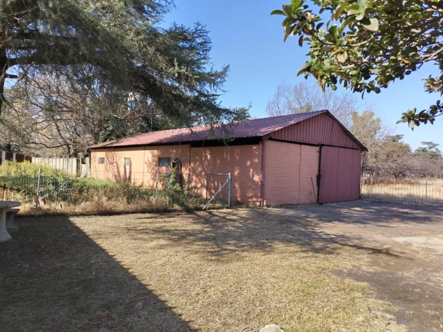 4 Bedroom Property for Sale in Buyscelia Gauteng
