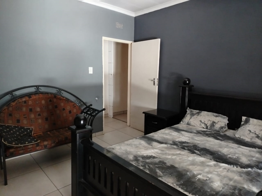 4 Bedroom Property for Sale in Buyscelia Gauteng