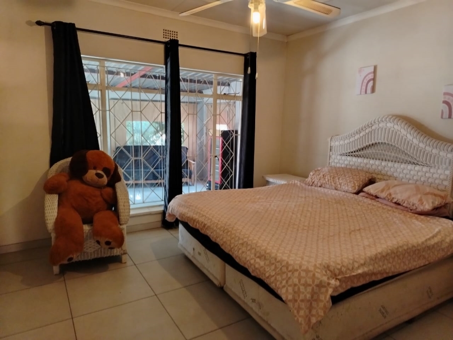 4 Bedroom Property for Sale in Buyscelia Gauteng