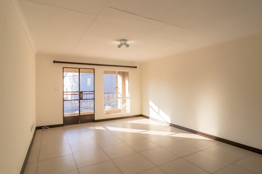 To Let 2 Bedroom Property for Rent in Oakdene Gauteng