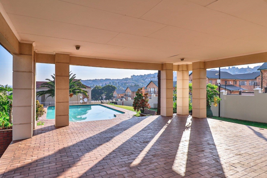 To Let 2 Bedroom Property for Rent in Oakdene Gauteng