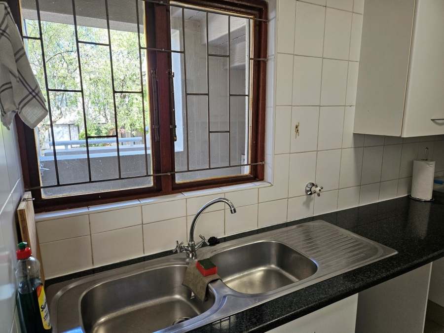 To Let 2 Bedroom Property for Rent in Hyde Park Gauteng