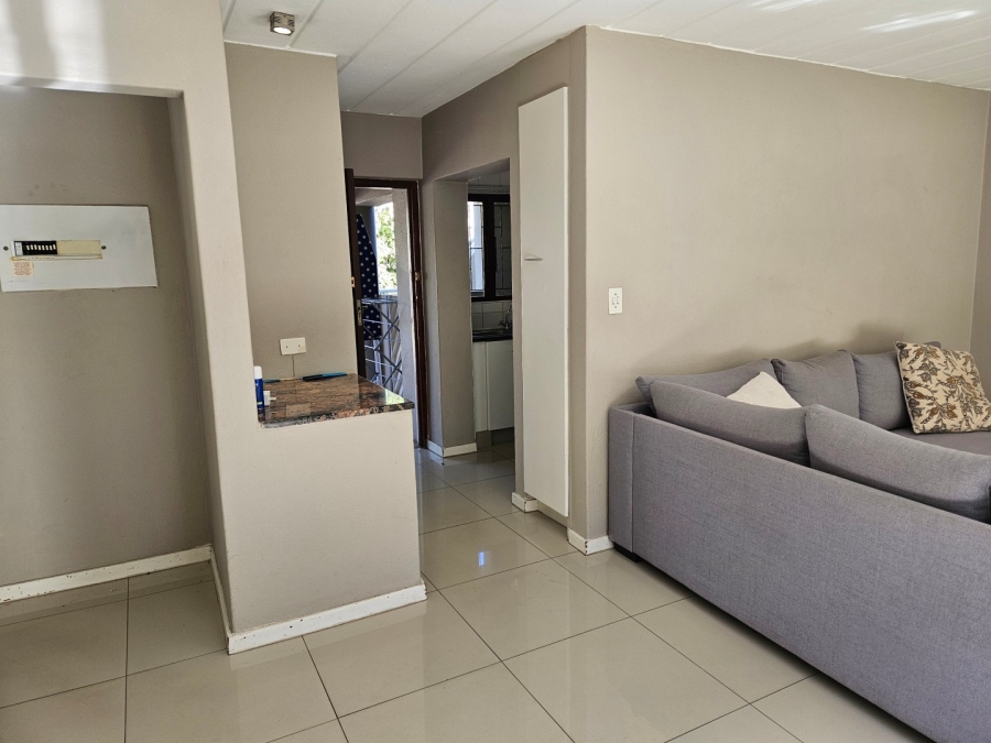 To Let 2 Bedroom Property for Rent in Hyde Park Gauteng