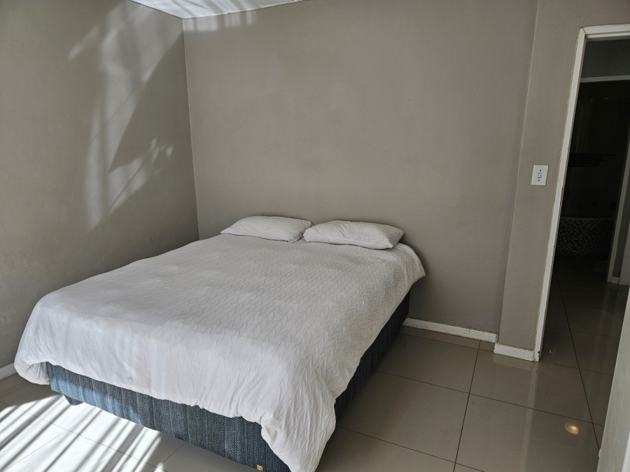 To Let 2 Bedroom Property for Rent in Hyde Park Gauteng