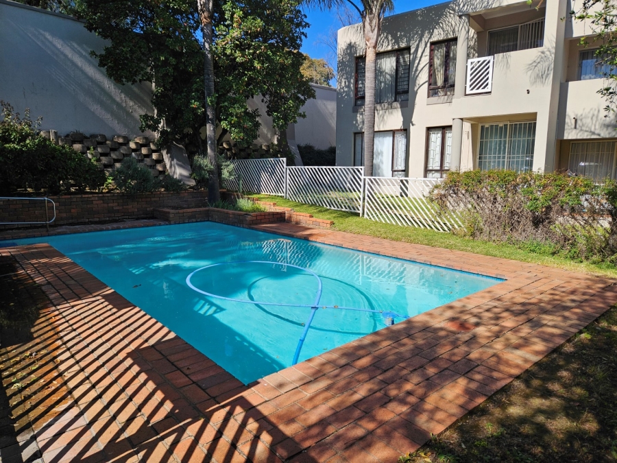To Let 2 Bedroom Property for Rent in Hyde Park Gauteng