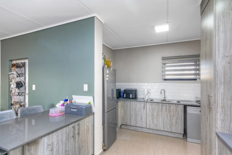 2 Bedroom Property for Sale in Kyalami Gauteng