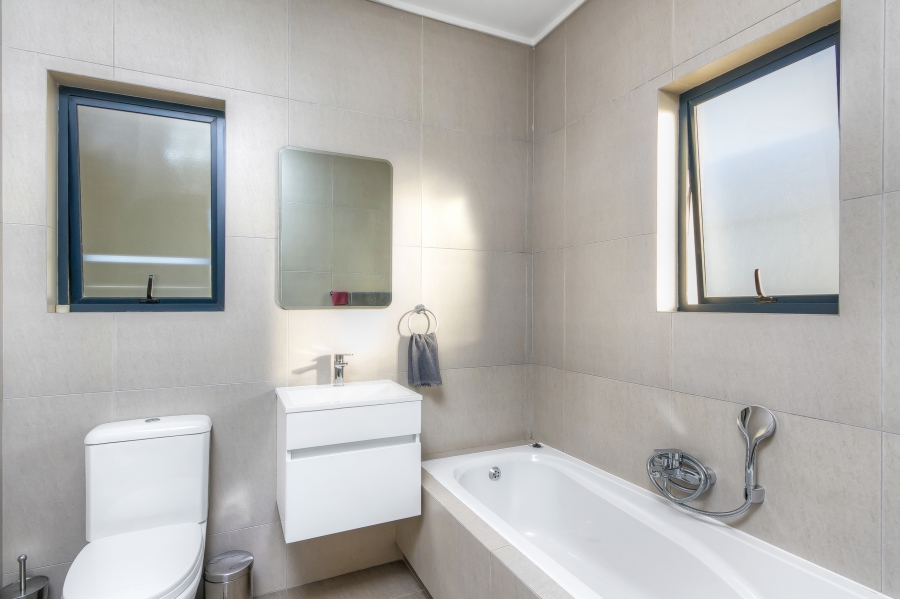 2 Bedroom Property for Sale in Kyalami Gauteng