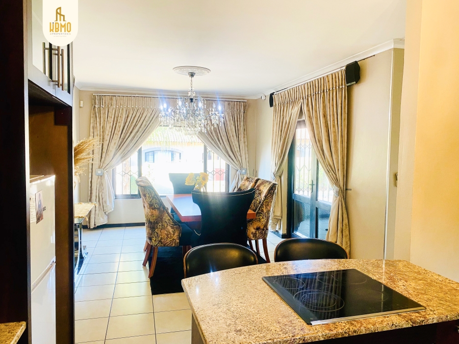To Let 3 Bedroom Property for Rent in Broadacres Gauteng