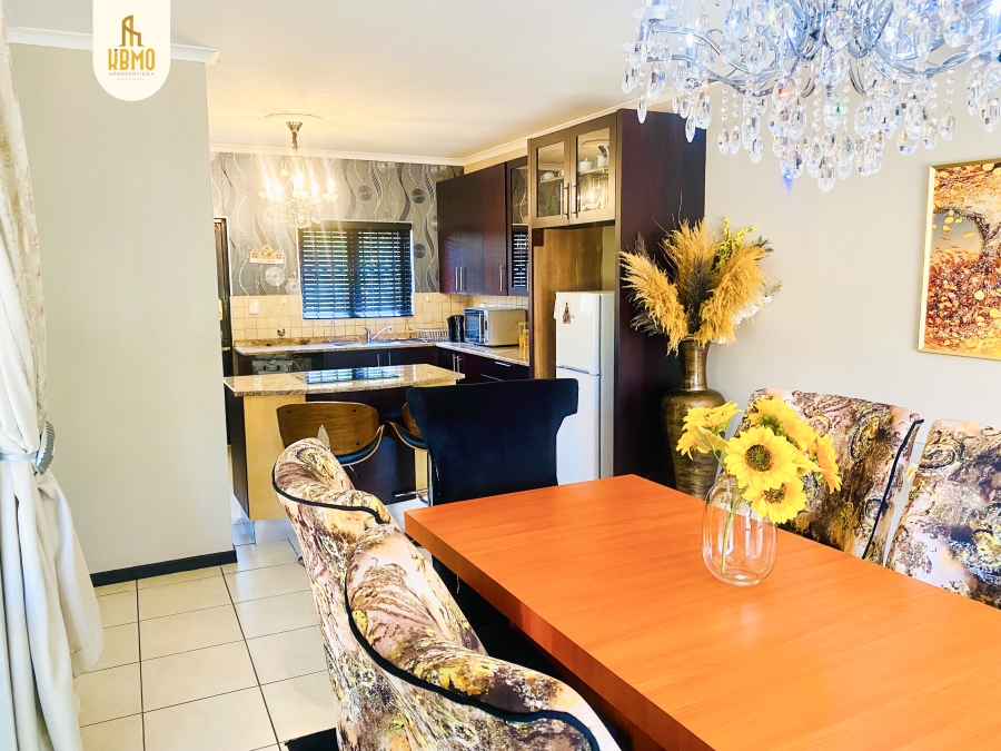 To Let 3 Bedroom Property for Rent in Broadacres Gauteng