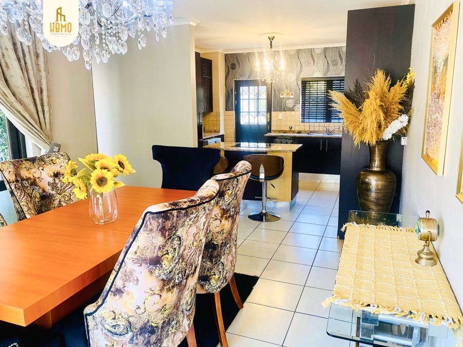 To Let 3 Bedroom Property for Rent in Broadacres Gauteng