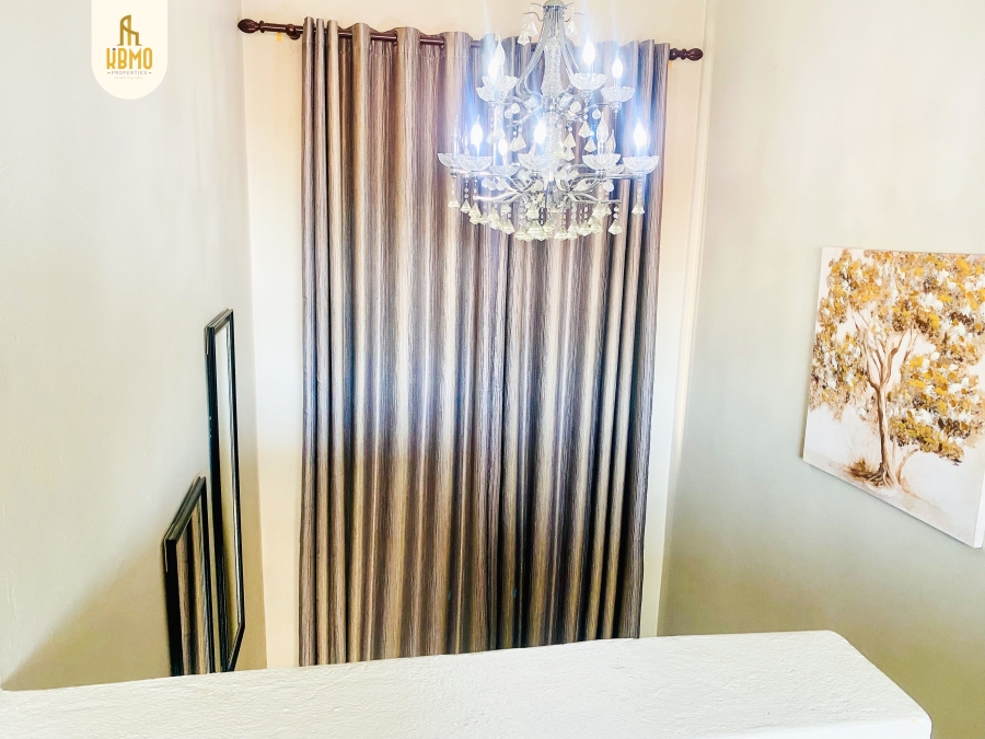 To Let 3 Bedroom Property for Rent in Broadacres Gauteng