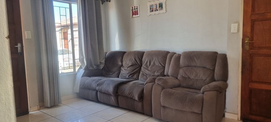 2 Bedroom Property for Sale in Bloubosrand Gauteng
