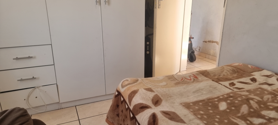 2 Bedroom Property for Sale in Bloubosrand Gauteng