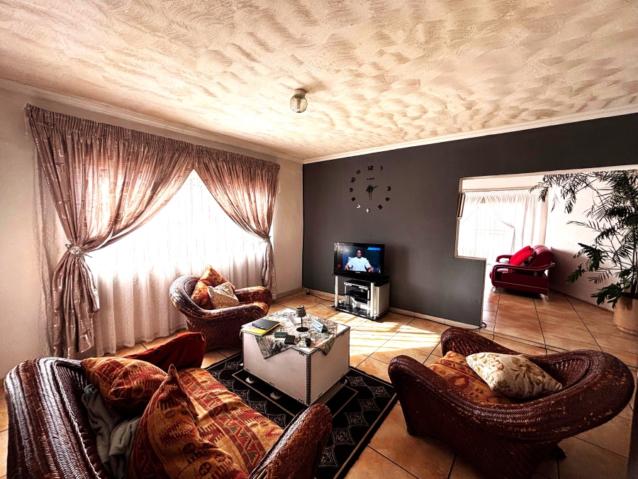 3 Bedroom Property for Sale in Leondale Gauteng