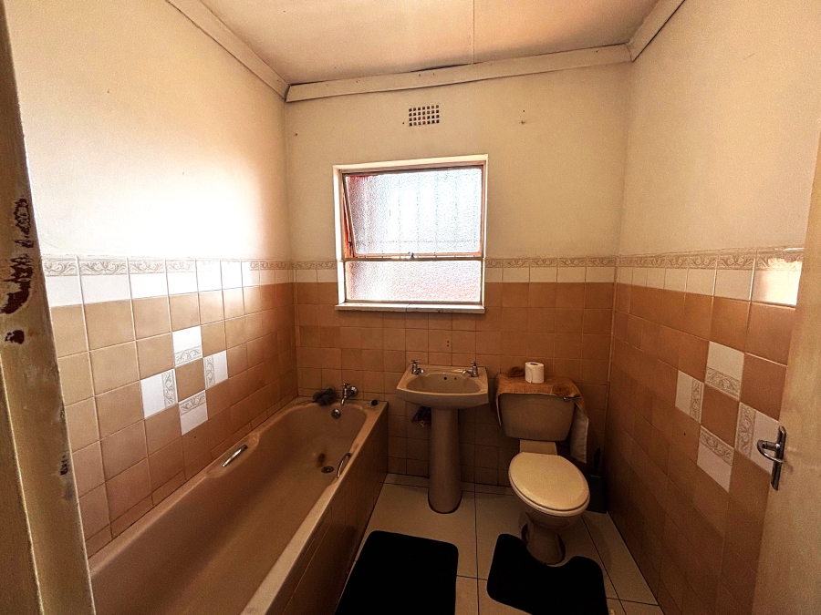 3 Bedroom Property for Sale in Leondale Gauteng