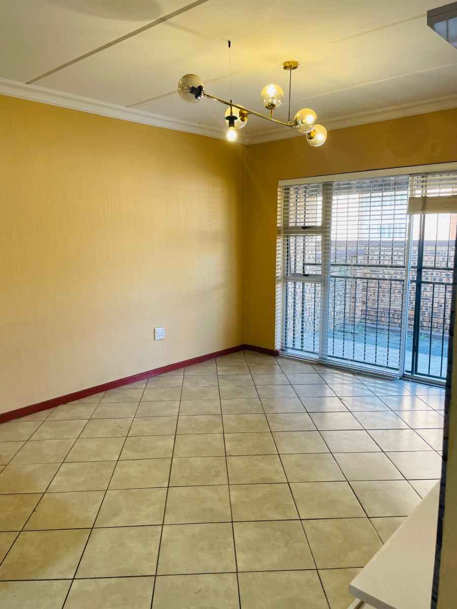 To Let 2 Bedroom Property for Rent in Honeydew Gauteng