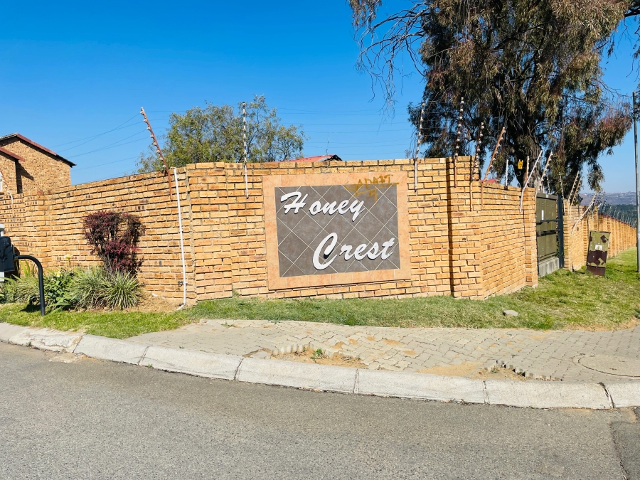 To Let 2 Bedroom Property for Rent in Honeydew Gauteng