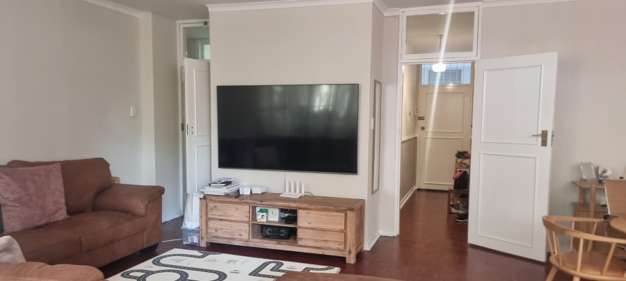 2 Bedroom Property for Sale in Benmore Gardens Gauteng