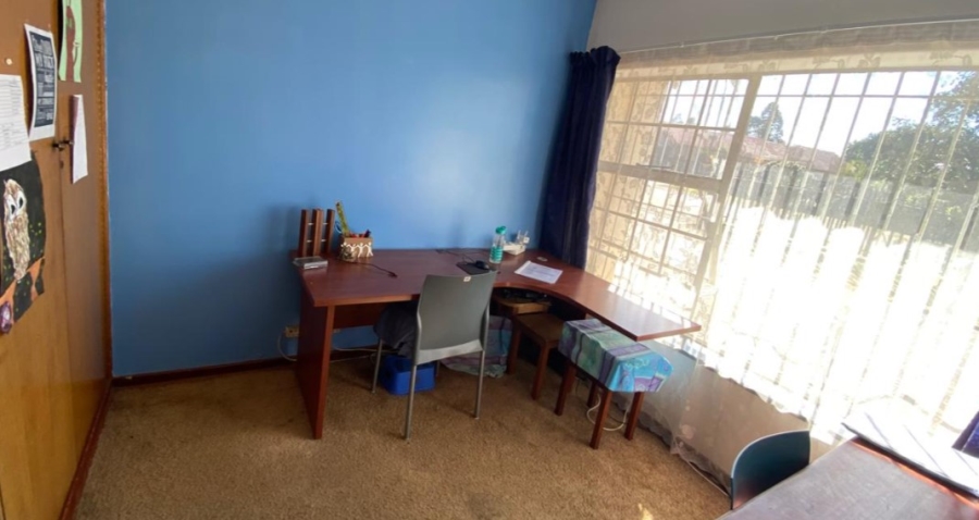 4 Bedroom Property for Sale in Brackendowns Gauteng