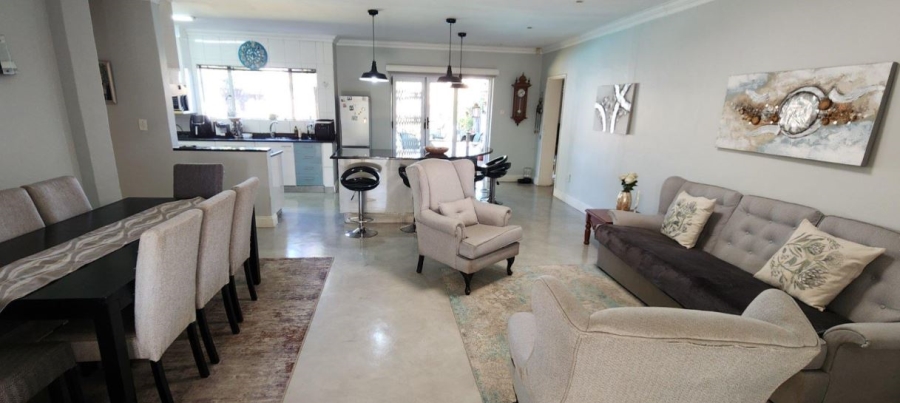 3 Bedroom Property for Sale in Brackendowns Gauteng