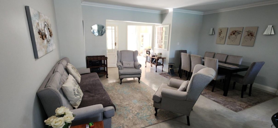 3 Bedroom Property for Sale in Brackendowns Gauteng
