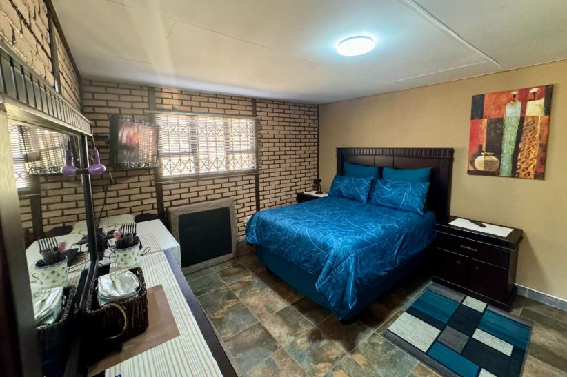 3 Bedroom Property for Sale in Brackendowns Gauteng