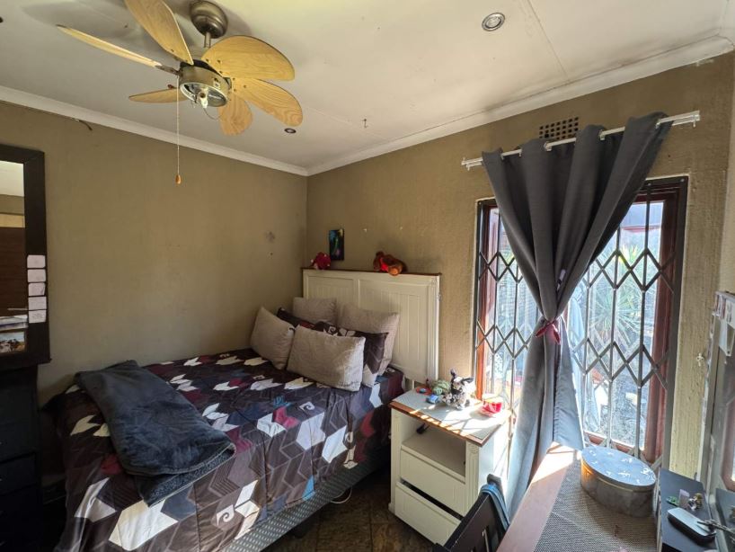 3 Bedroom Property for Sale in Brackendowns Gauteng