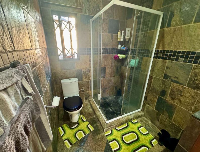 3 Bedroom Property for Sale in Brackendowns Gauteng