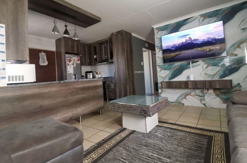 3 Bedroom Property for Sale in Sky City Gauteng