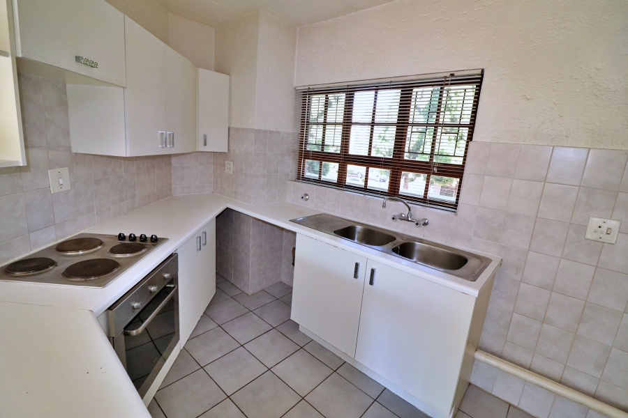 1 Bedroom Property for Sale in Dowerglen Ext 4 Gauteng