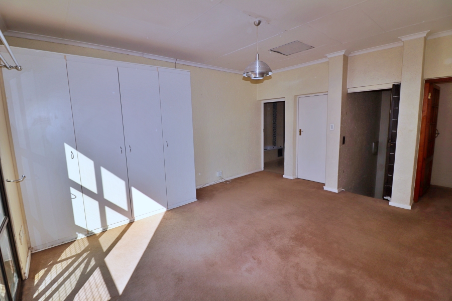 1 Bedroom Property for Sale in Dowerglen Ext 4 Gauteng