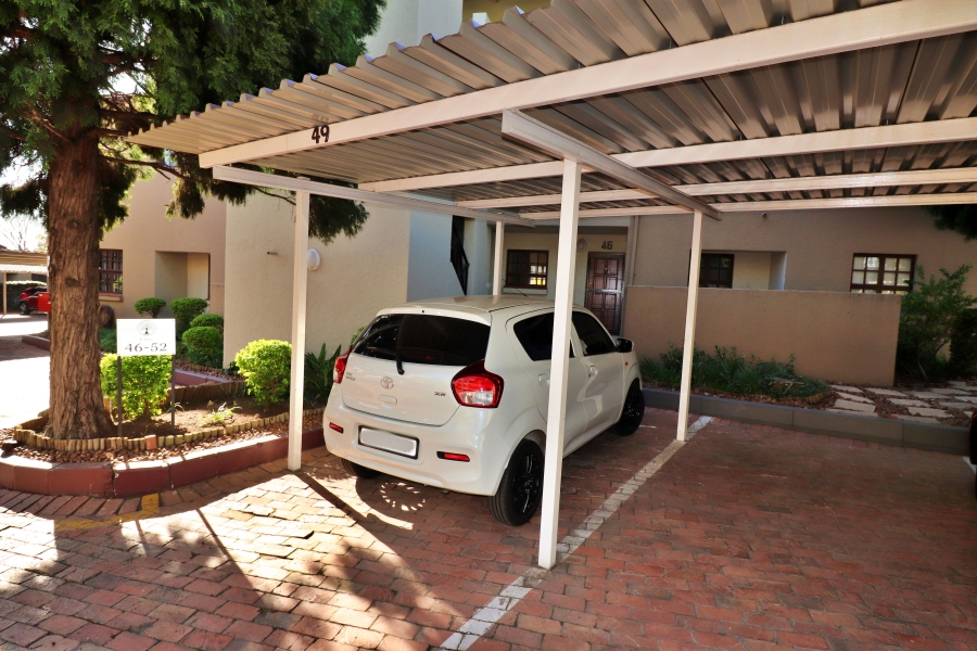 1 Bedroom Property for Sale in Dowerglen Ext 4 Gauteng