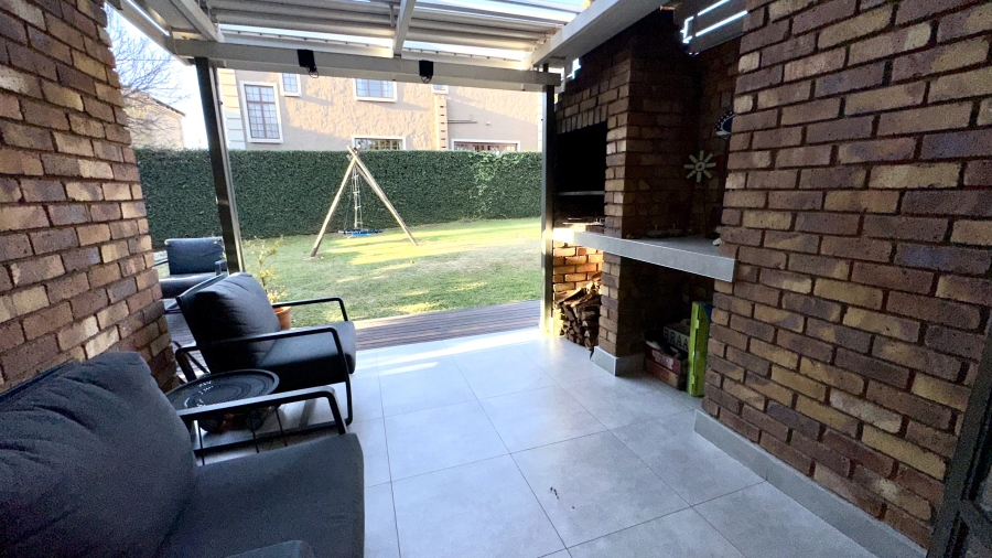 3 Bedroom Property for Sale in Highveld Gauteng