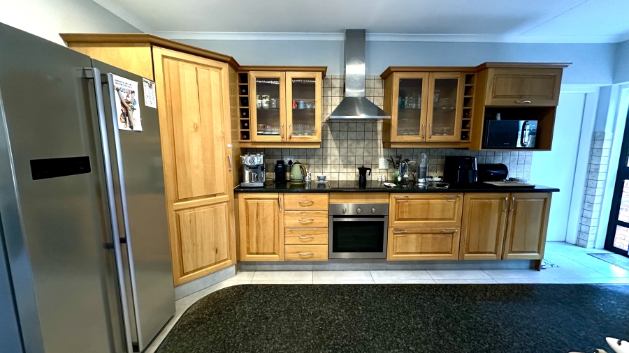 3 Bedroom Property for Sale in Highveld Gauteng