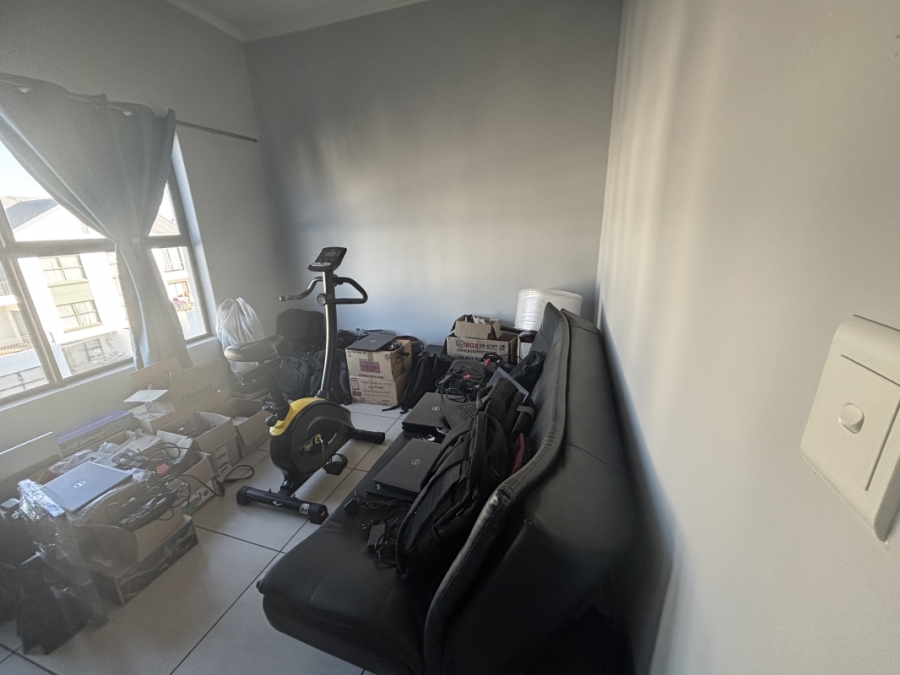 2 Bedroom Property for Sale in Greenstone Hill Gauteng