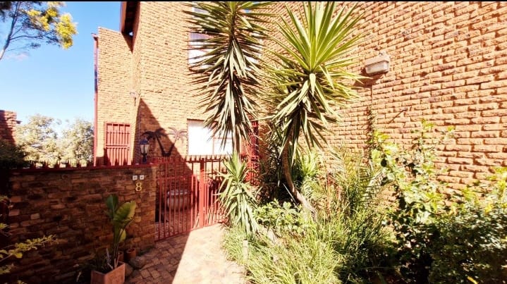 3 Bedroom Property for Sale in Bassonia Gauteng