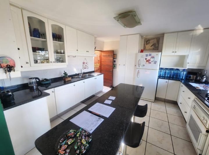 3 Bedroom Property for Sale in Bassonia Gauteng