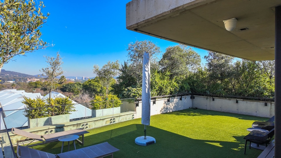 2 Bedroom Property for Sale in Nieuw Muckleneuk Gauteng