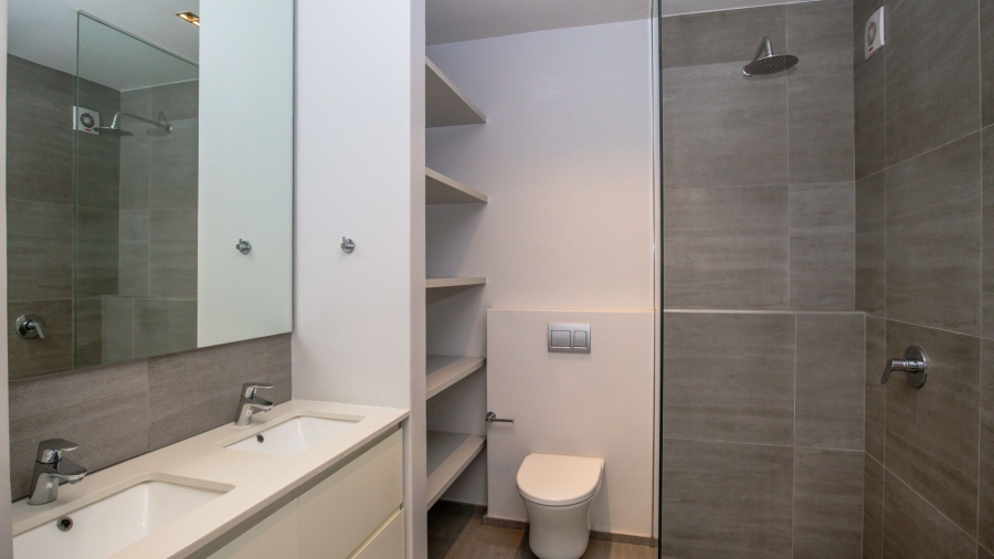 2 Bedroom Property for Sale in Nieuw Muckleneuk Gauteng