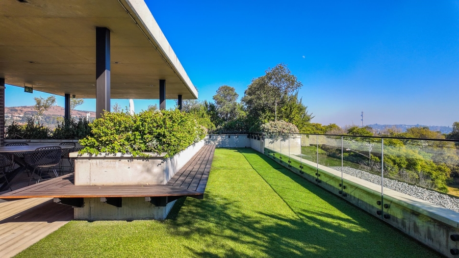 2 Bedroom Property for Sale in Nieuw Muckleneuk Gauteng