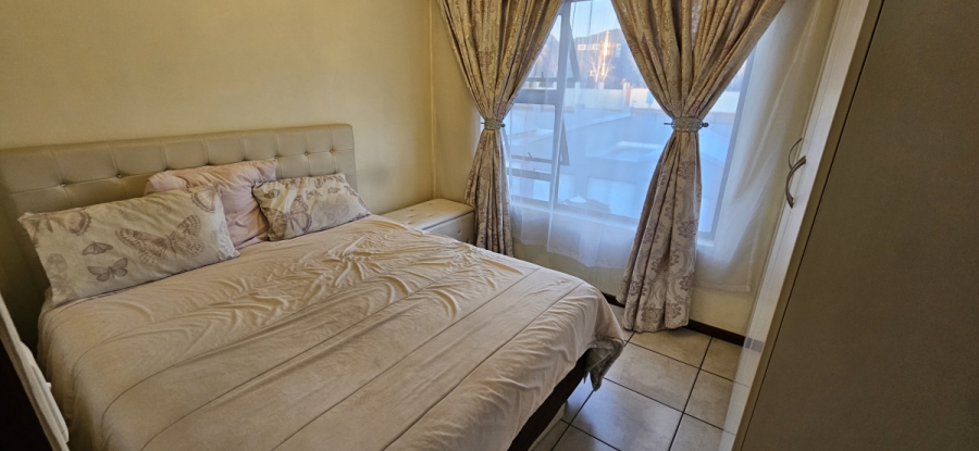 2 Bedroom Property for Sale in Greenstone Hill Gauteng