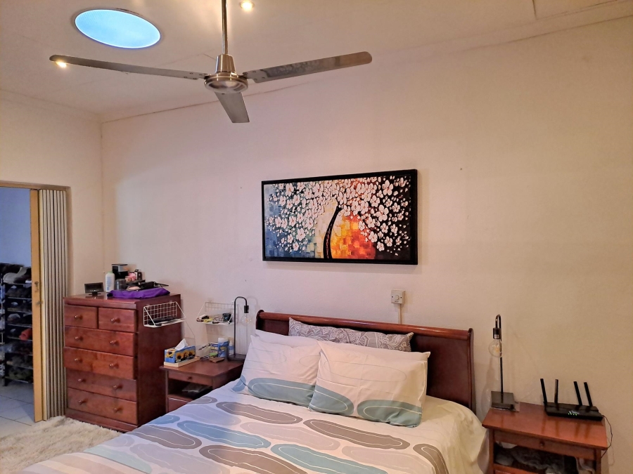 4 Bedroom Property for Sale in Strubensvallei Gauteng