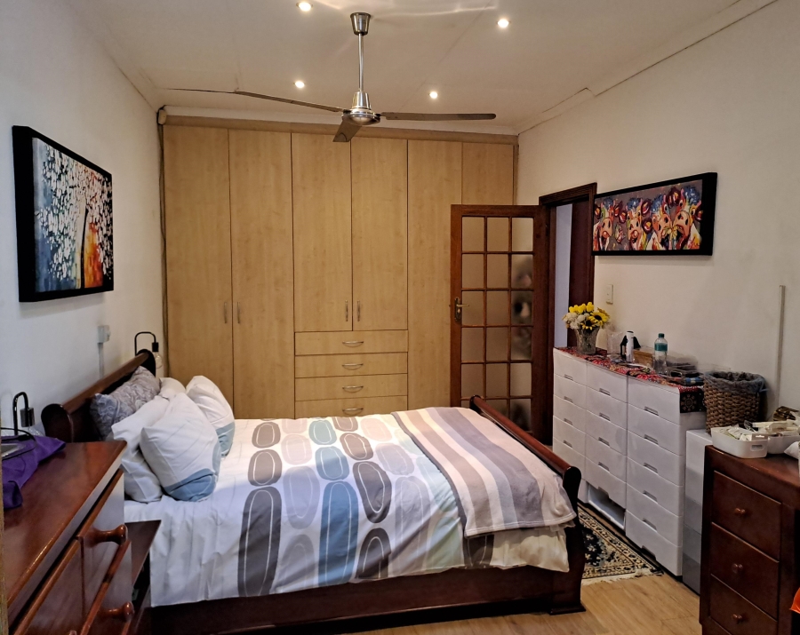 4 Bedroom Property for Sale in Strubensvallei Gauteng